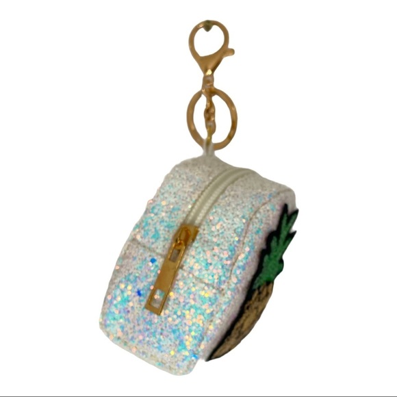 GLITTER PINEAPPLE MINI BACKPACK COIN PURSE KEYCHAIN IN WHITE - Picture 4 of 5